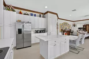 120 Isola Cir, Royal Palm Beach, FL 33411 - Photo 31