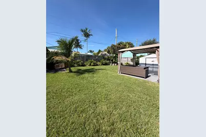 217 E 24th Street, Riviera Beach, FL 33404 - Photo 15