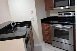 3470 Pinewalk Dr N, Margate, FL 33063 - Photo 9