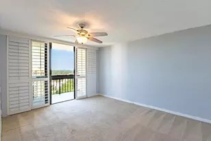 2400 Presidential Way, West Palm Beach, FL 33401 - Photo 15