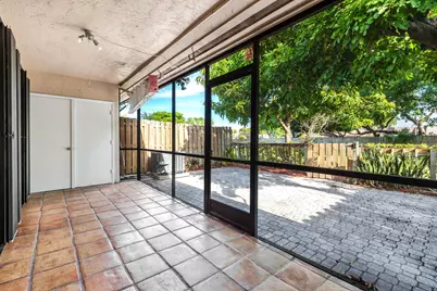 1013 NW 53rd Street, Deerfield Beach, FL 33064 - Photo 7