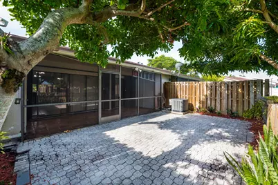 1013 NW 53rd Street, Deerfield Beach, FL 33064 - Photo 29