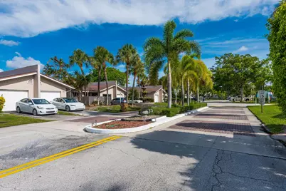 1013 NW 53rd Street, Deerfield Beach, FL 33064 - Photo 53