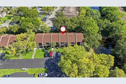 621 NW 47th Street, Deerfield Beach, FL 33064 - Photo 29