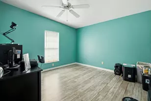 3304 Red Tailed Hawk Dr, Port Saint Lucie, FL 34952 - Photo 15
