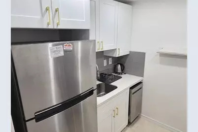 2170 NE 51st Court #B7, Fort Lauderdale, FL 33308 - Photo 3