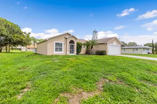 717 Tulip Dr, Sebastian, FL 32958 - Photo 27