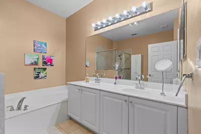 213 Las Brisas Circle, Sunrise, FL 33326 - Photo 7