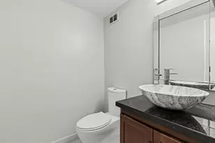 888 Intracoastal Dr, Fort Lauderdale, FL 33304 - Photo 21