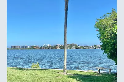 200 Waterway Drive S #208, Lantana, FL 33462 - Photo 9