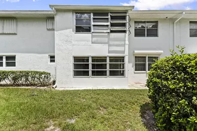 1223 S Lakes End Drive #E-1, Fort Pierce, FL 34982 - Photo 23