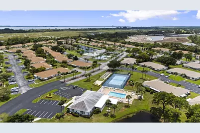 1223 S Lakes End Drive #E-1, Fort Pierce, FL 34982 - Photo 25