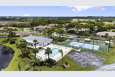 1223 S Lakes End Drive #E-1, Fort Pierce, FL 34982 - Photo 29