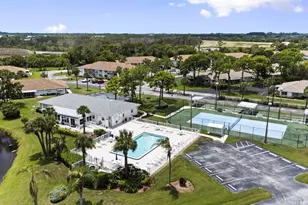 1223 S Lakes End Dr, Fort Pierce, FL 34982 - Photo 29