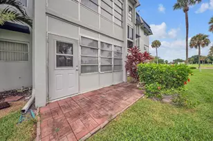 7807 Golf Cir Dr, Margate, FL 33063 - Photo 31