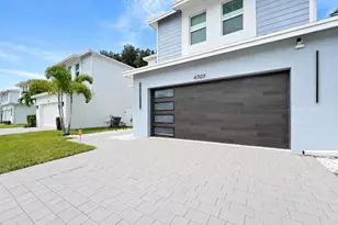 6305 Tenor Dr, West Palm Beach, FL 33413 - Photo 3