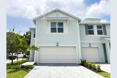 662 Salisbury Circle, Fort Pierce, FL 34982 - Photo 1