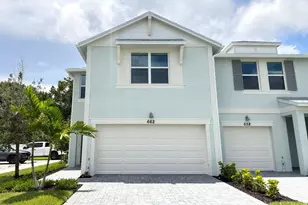 662 Salisbury Cir, Fort Pierce, FL 34982 - Photo 1