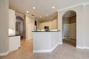 833 SW Vineland Ct, Port Saint Lucie, FL 34986 - Photo 9