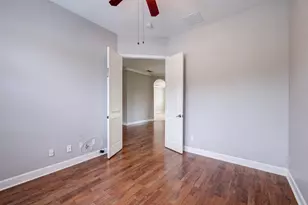 833 SW Vineland Ct, Port Saint Lucie, FL 34986 - Photo 19