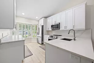 11139 SE Sea Pines Cir, Hobe Sound, FL 33455 - Photo 5