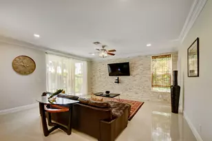 4006 Bahia Isle Cir, Wellington, FL 33449 - Photo 7