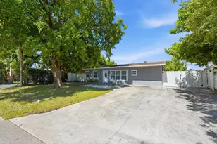 2801 NE 8th Terrace, Pompano Beach, FL 33064 - Photo 3