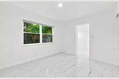 2801 NE 8th Terrace, Pompano Beach, FL 33064 - Photo 23