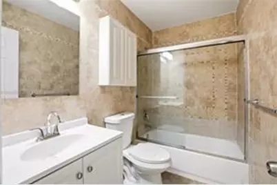 827 NW 87th Avenue, Coral Springs, FL 33071 - Photo 9
