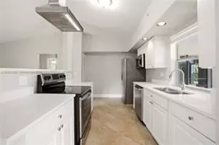 827 NW 87th Ave, Coral Springs, FL 33071 - Photo 5