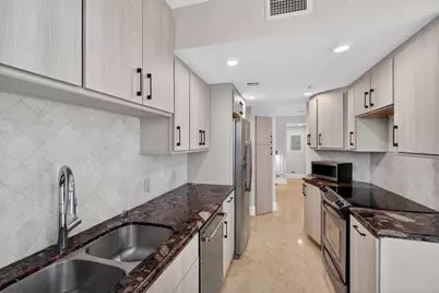 701 Brickell Key Boulevard #1604, Miami, FL 33131 - Photo 27