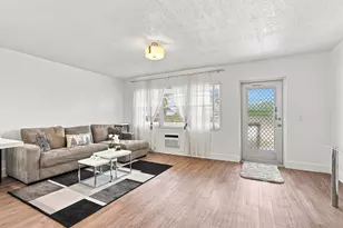 143 Cambridge F, West Palm Beach, FL 33417 - Photo 5