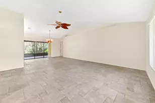2525 SW Grotto Cir, Port Saint Lucie, FL 34953 - Photo 5