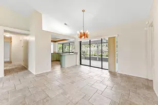 2525 SW Grotto Cir, Port Saint Lucie, FL 34953 - Photo 7