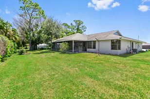 2525 SW Grotto Cir, Port Saint Lucie, FL 34953 - Photo 27