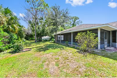 2525 SW Grotto Circle, Port Saint Lucie, FL 34953 - Photo 29