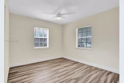 221 NW 51st Street, Fort Lauderdale, FL 33309 - Photo 17