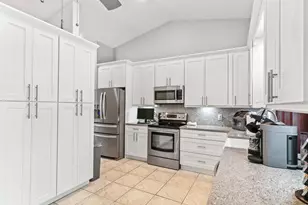 11929 NW 2nd Manor, Coral Springs, FL 33071 - Photo 3