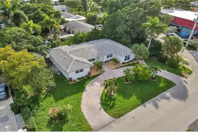 2206 SE 14th Street, Pompano Beach, FL 33062 - Photo 1