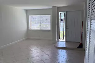 261 Wimbledon Lake Dr, Plantation, FL 33324 - Photo 17