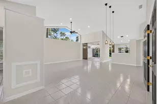 101 Sabal Palm Ln, Palm Beach Gardens, FL 33418 - Photo 5
