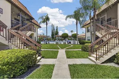 7262 Golf Colony Court #204, Lake Worth, FL 33467 - Photo 1