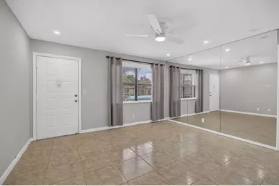 7262 Golf Colony Court #204, Lake Worth, FL 33467 - Photo 5