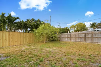 1123 SE 2nd Avenue, Deerfield Beach, FL 33441 - Photo 33
