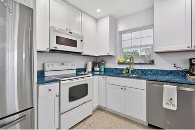 1123 SE 2nd Avenue, Deerfield Beach, FL 33441 - Photo 9