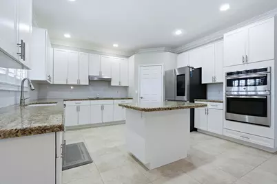 15562 Cypress Park Drive, Wellington, FL 33414 - Photo 3