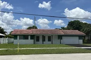 3633 NE 6th Dr, Boca Raton, FL 33431 - Photo 3