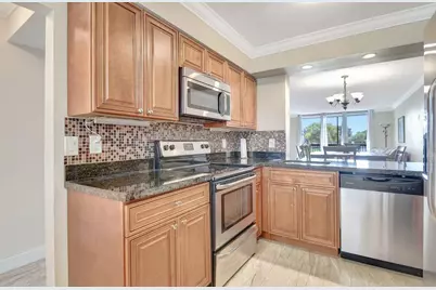 1266 S Military Trail #525, Deerfield Beach, FL 33442 - Photo 5