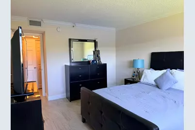 1266 S Military Trail #525, Deerfield Beach, FL 33442 - Photo 13