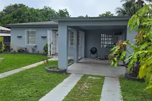 340 NW 117th St, Miami, FL 33168 - Photo 3